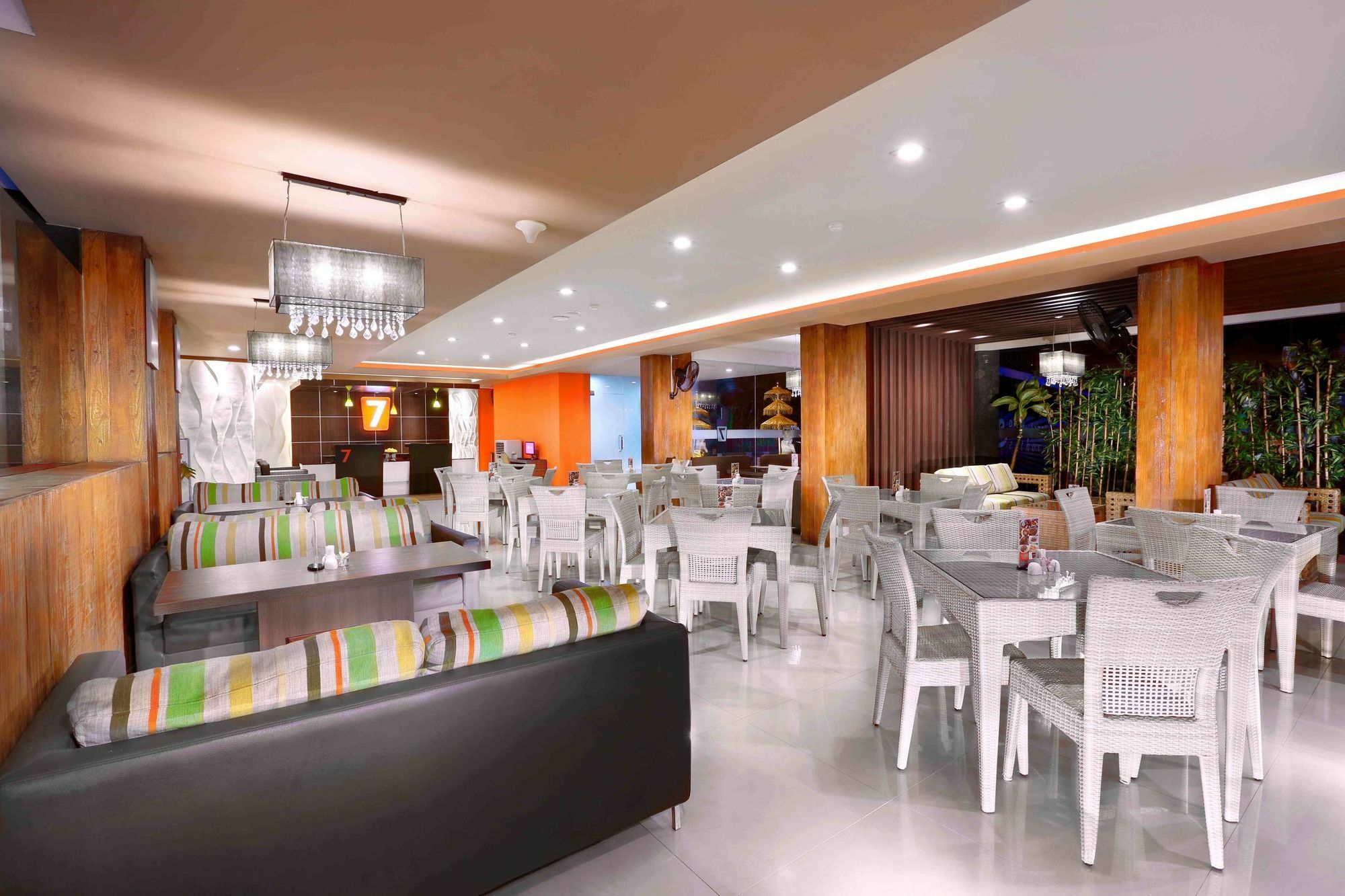 Hotel Sun Royal